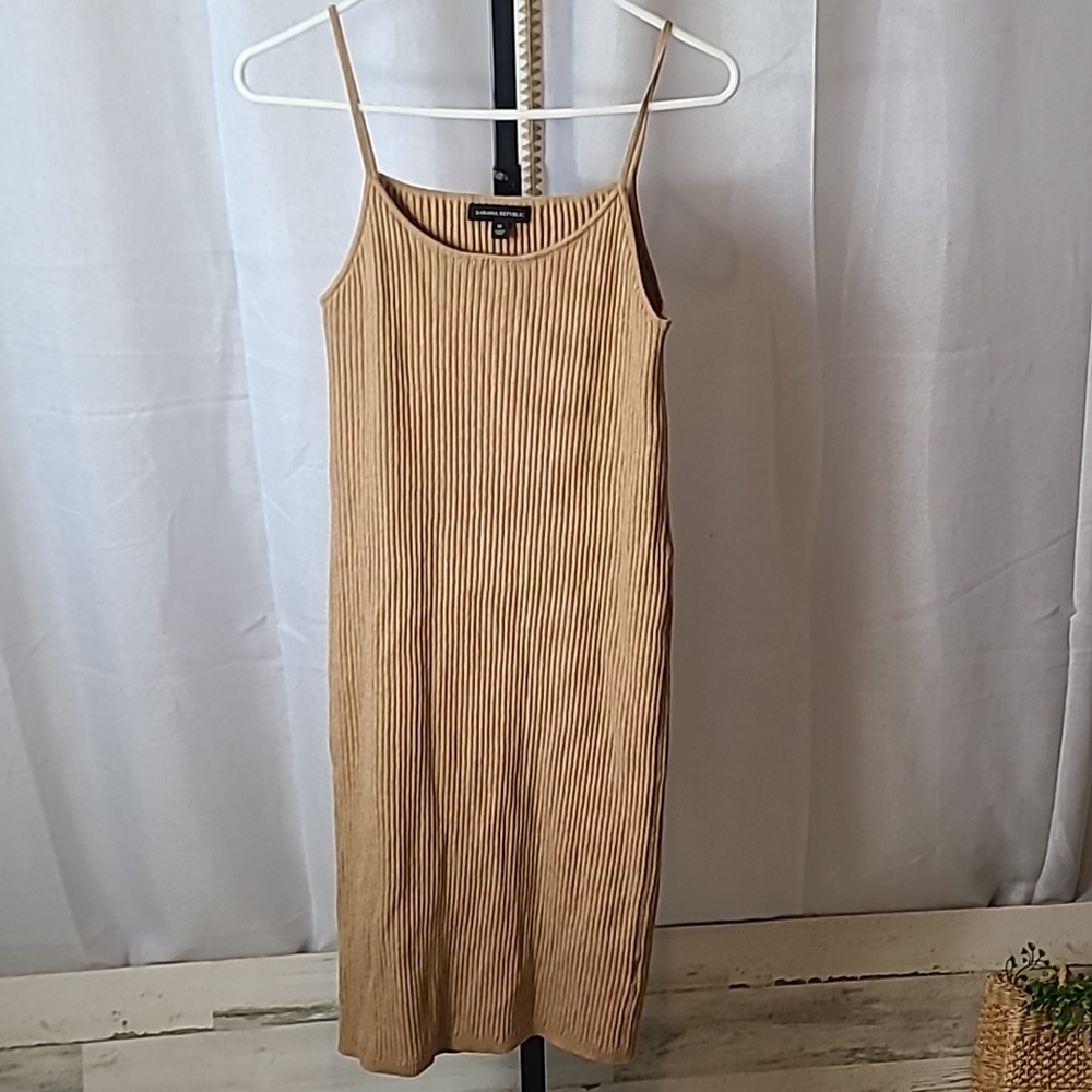 Banana Republic Women’s Spaghetti Strap Sweater Dress size meduim